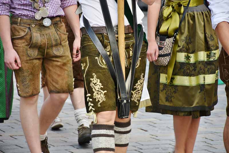 oktoberfest-lederhosen-huisjesuitsland.nl